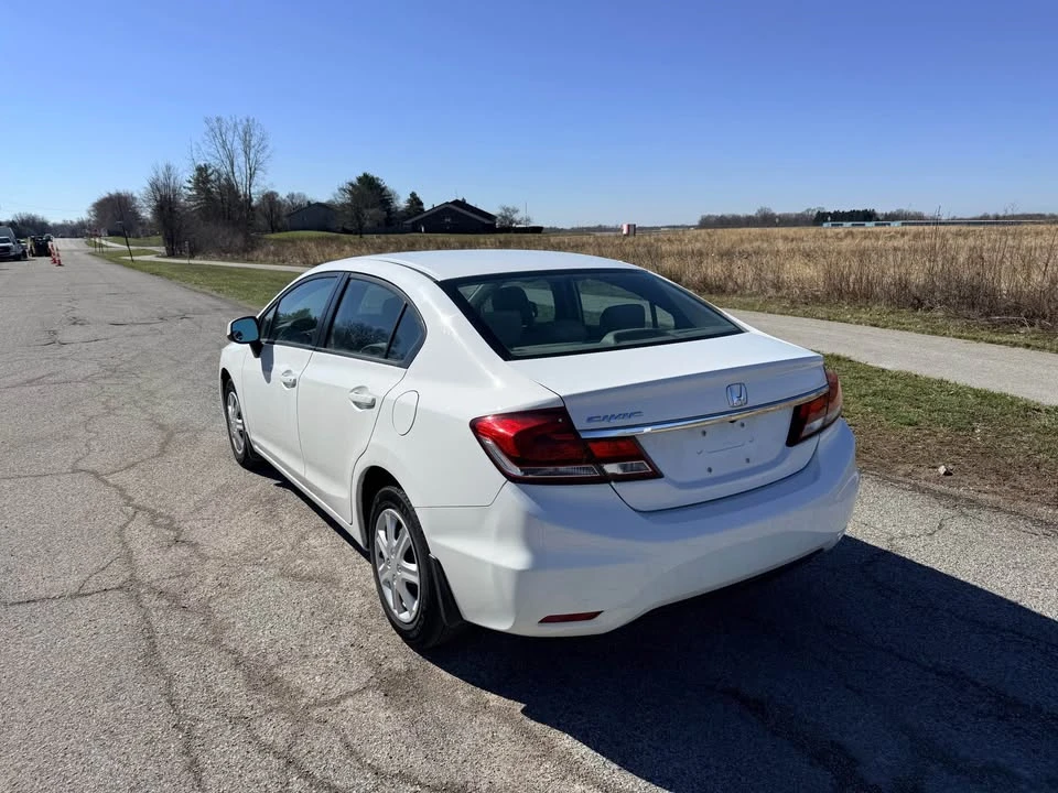 2013 Honda Civic 9th Gen - Image 4 of 14