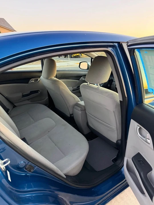 2013 Honda Civic 9th Gen - Image 10 of 13