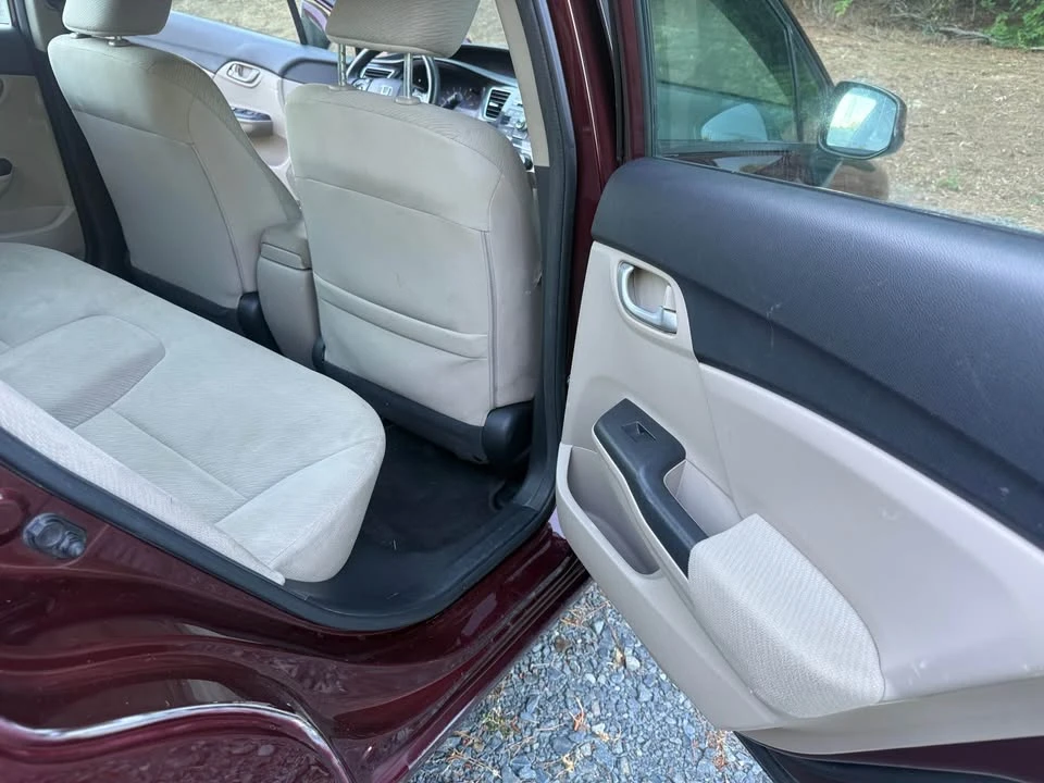 2013 Honda Civic 9th Gen - Image 9 of 20