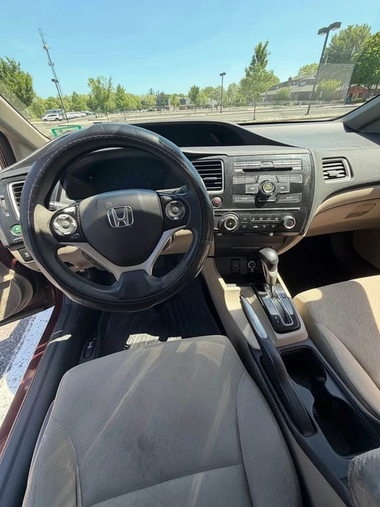 2013 Honda Civic 9th Gen - Image 10 of 18