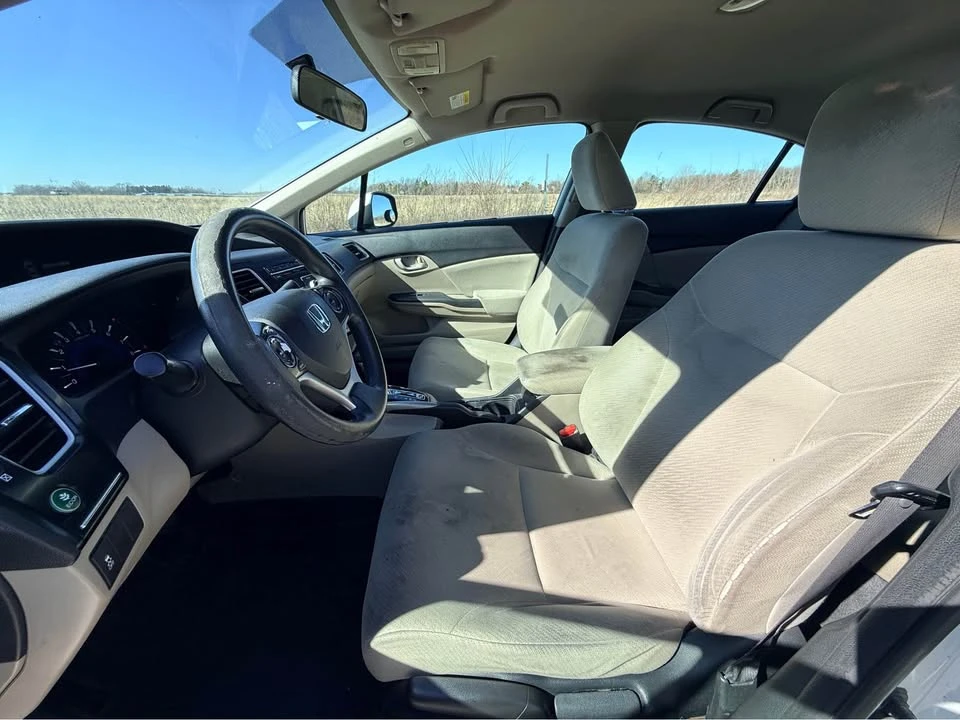 2013 Honda Civic 9th Gen - Image 9 of 14
