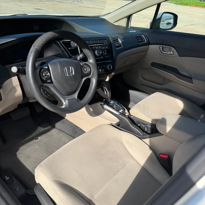 2013 Honda Civic 9th Gen - Image 4 of 16