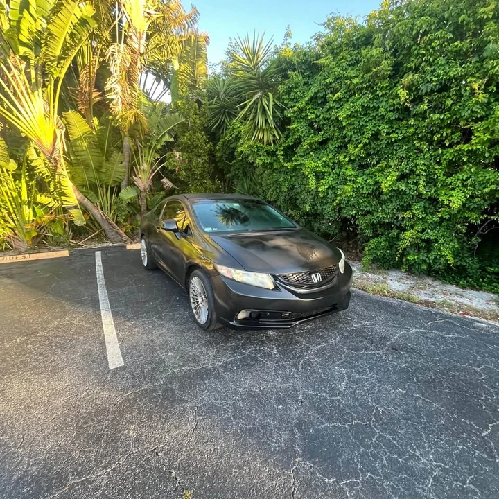2013 Honda Civic 9th Gen - Image 3 of 13