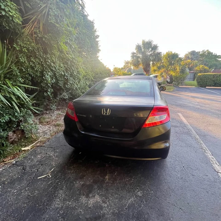 2013 Honda Civic 9th Gen - Image 5 of 13
