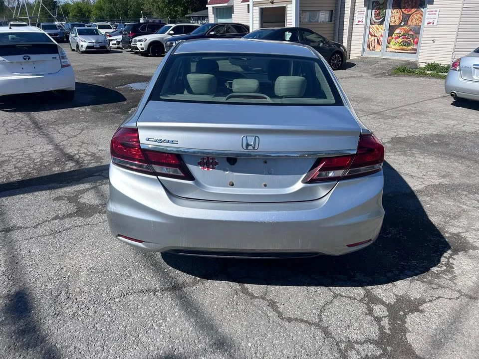 2013 Honda Civic 9th Gen - Image 5 of 15
