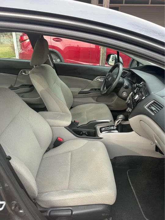 2013 Honda Civic 9th Gen - Image 5 of 18