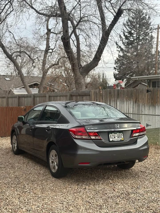 2013 Honda Civic 9th Gen - Image 3 of 18