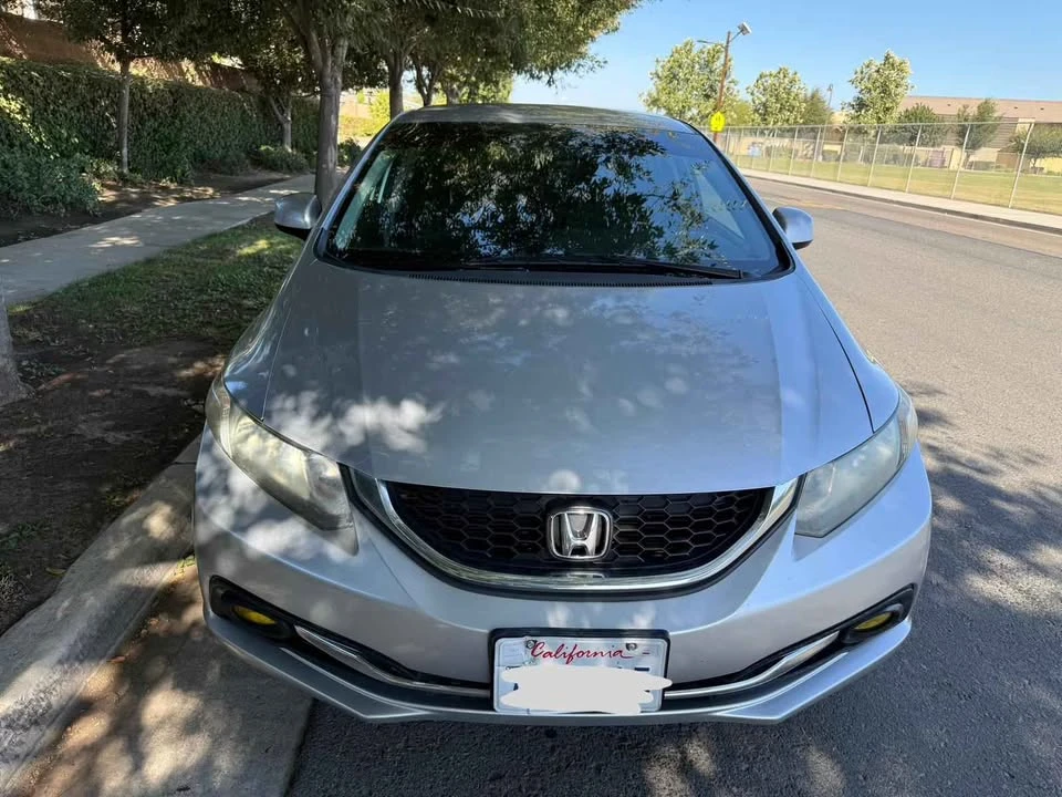2013 Honda Civic 9th Gen - Image 5 of 10