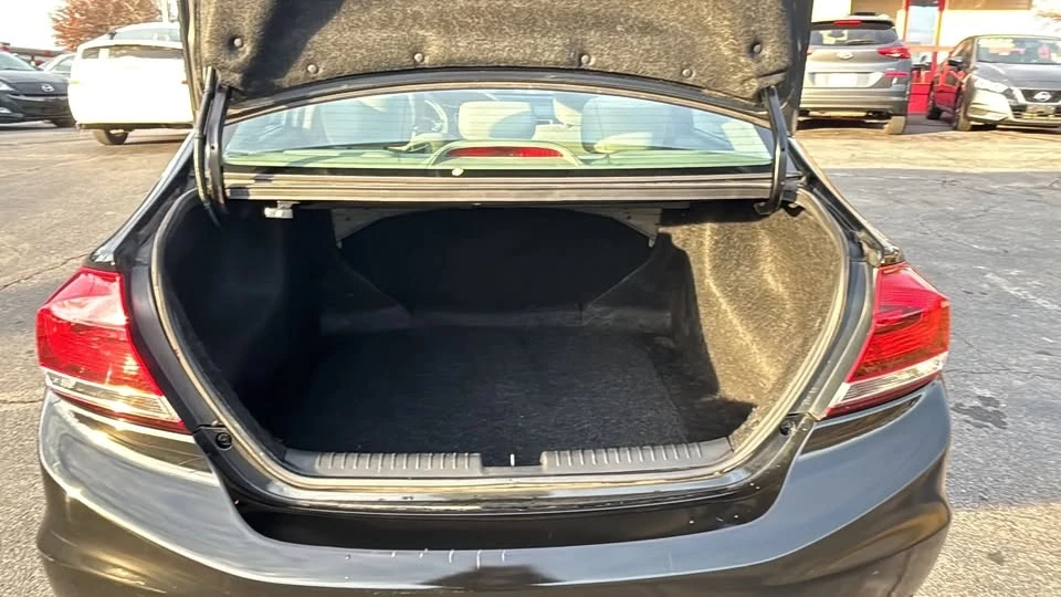 2013 Honda Civic 9th Gen - Image 6 of 13