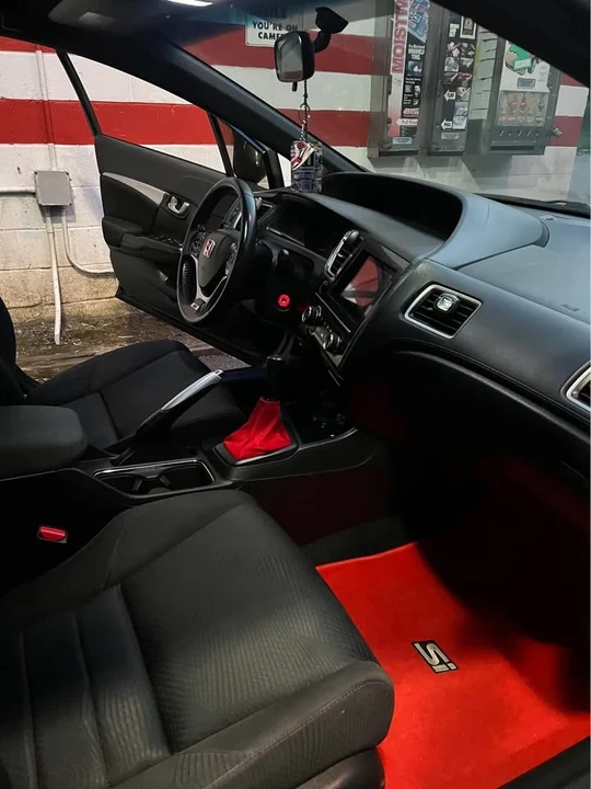 2013 Honda Civic Si 9th Gen - Image 2 of 9