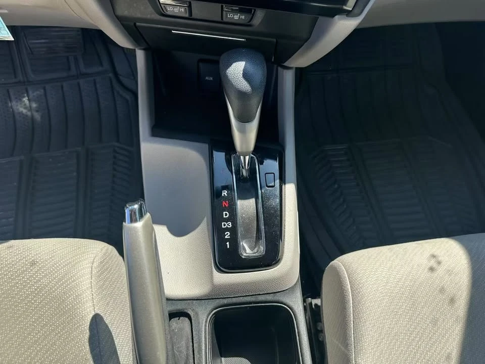 2013 Honda Civic 9th Gen - Image 16 of 17
