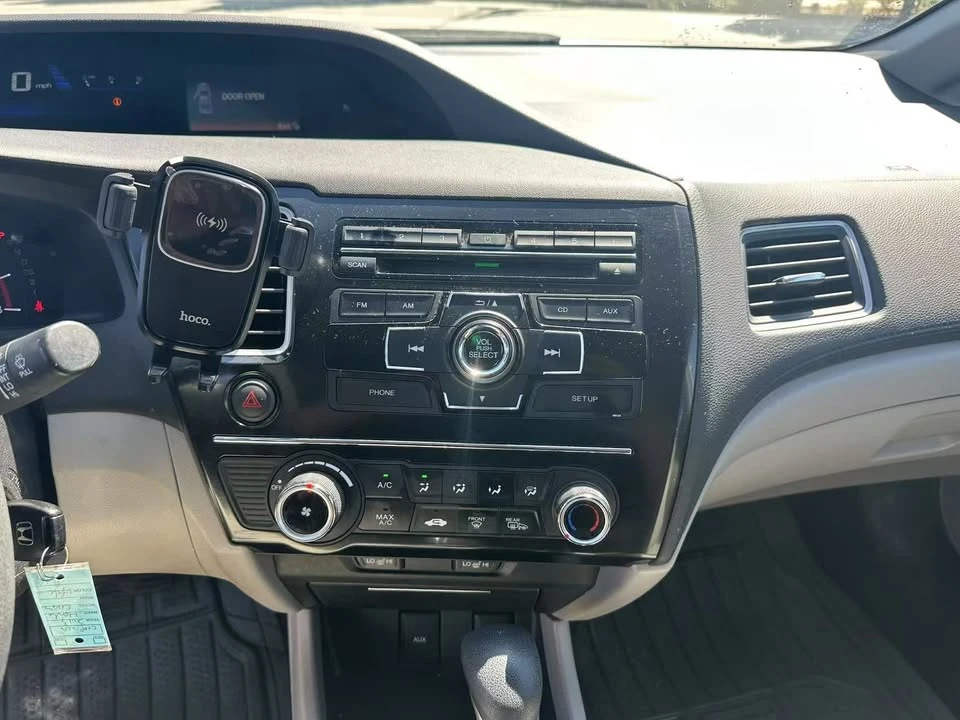 2013 Honda Civic 9th Gen - Image 14 of 17