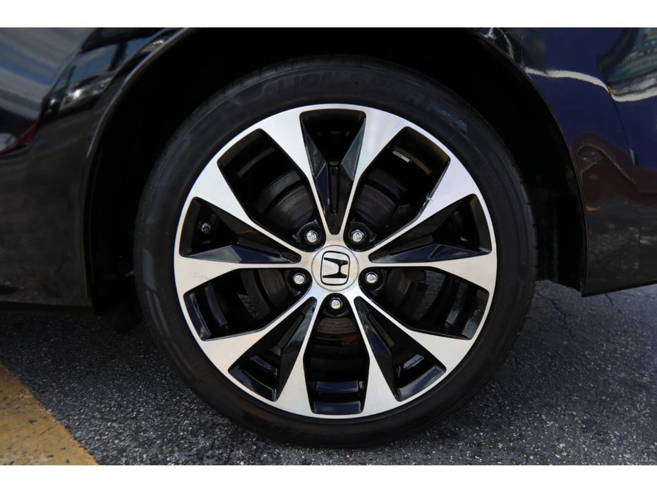 2013 Honda Civic 9th Gen - Image 13 of 20