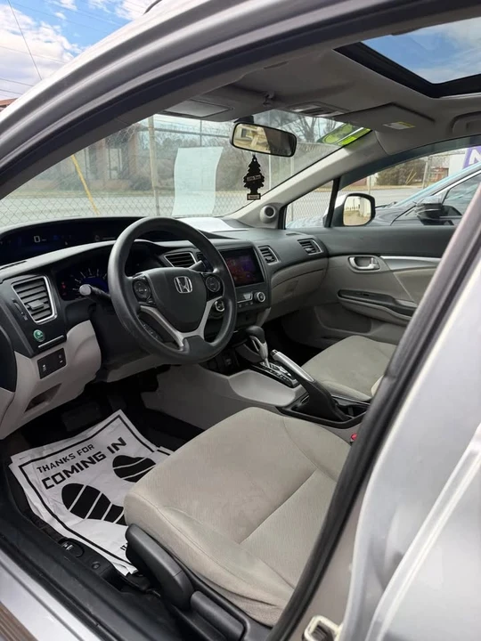 2013 Honda Civic 9th Gen - Image 6 of 11