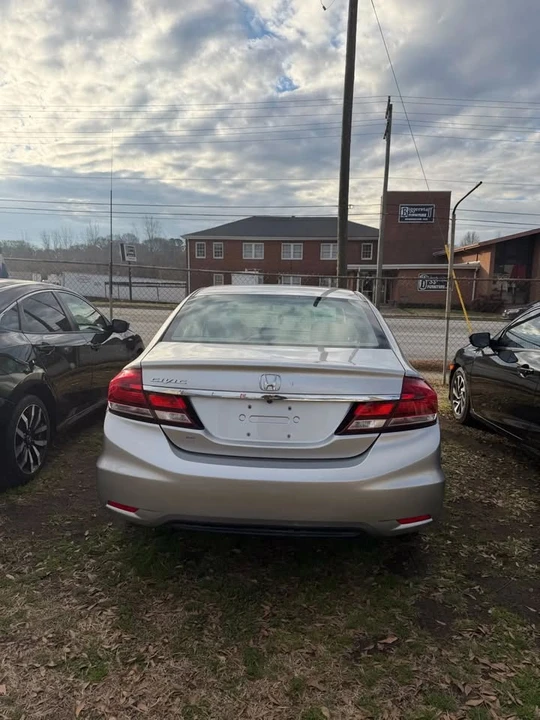 2013 Honda Civic 9th Gen - Image 4 of 11