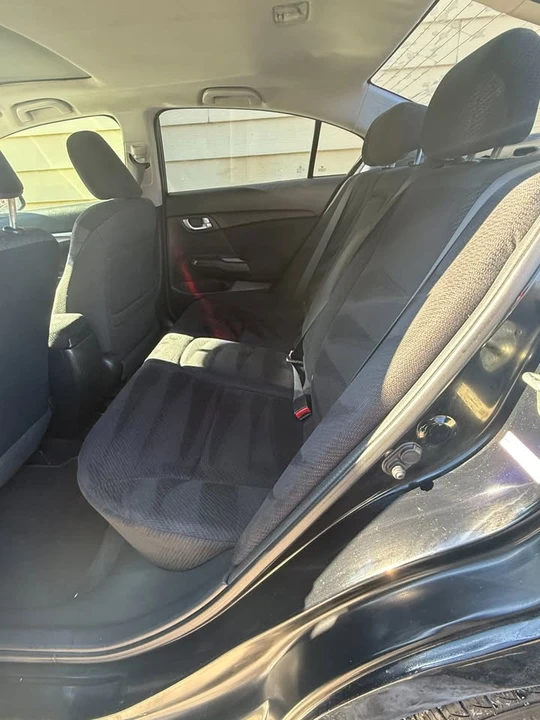 2013 Honda Civic 9th Gen - Image 8 of 11