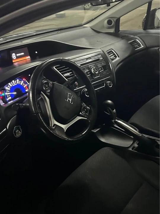 2013 Honda Civic 9th Gen - Image 3 of 8
