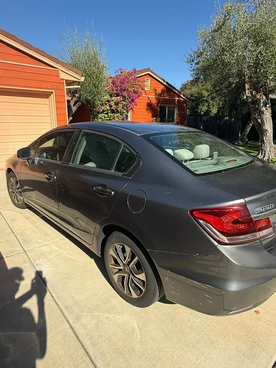2013 Honda Civic 9th Gen - Image 2 of 10