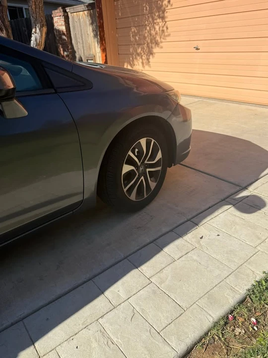 2013 Honda Civic 9th Gen - Image 3 of 10