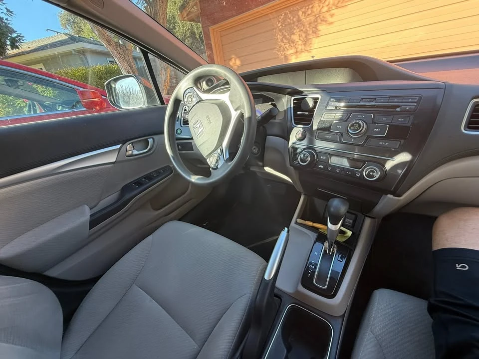 2013 Honda Civic 9th Gen - Image 5 of 10