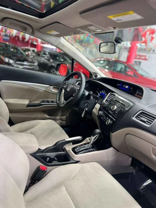 2013 Honda Civic 9th Gen - Image 7 of 10