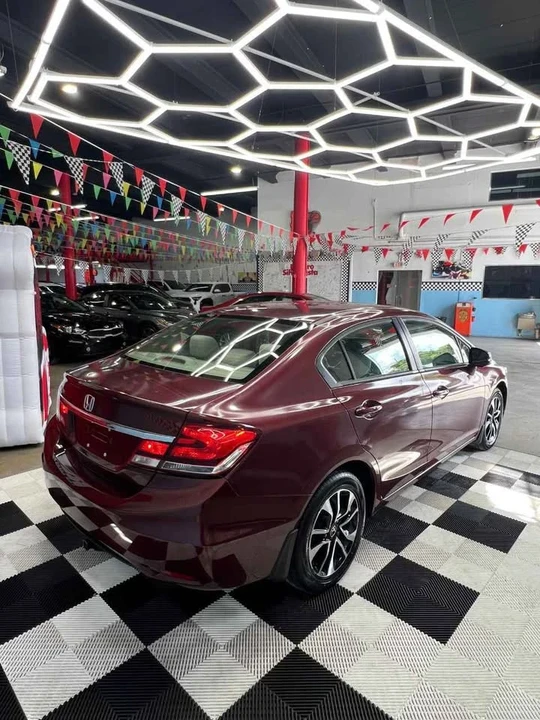 2013 Honda Civic 9th Gen - Image 2 of 10