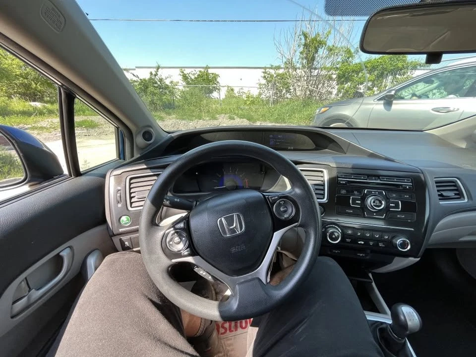 2013 Honda Civic 9th Gen - Image 12 of 16