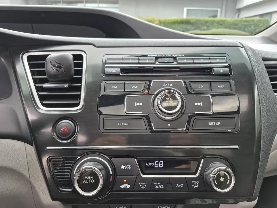 2013 Honda Civic 9th Gen - Image 12 of 16