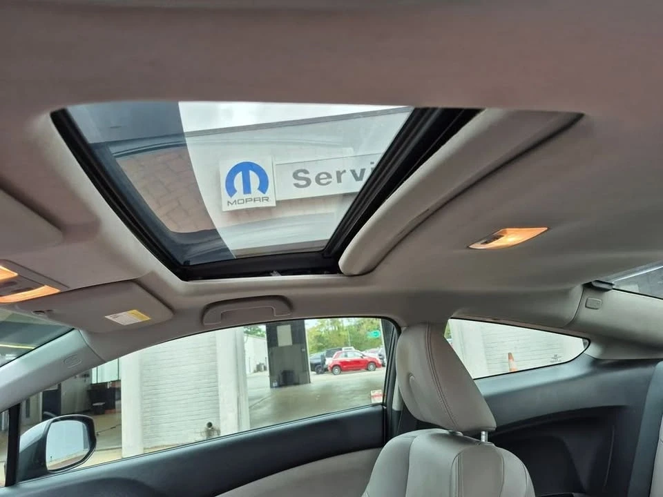 2013 Honda Civic 9th Gen - Image 8 of 16