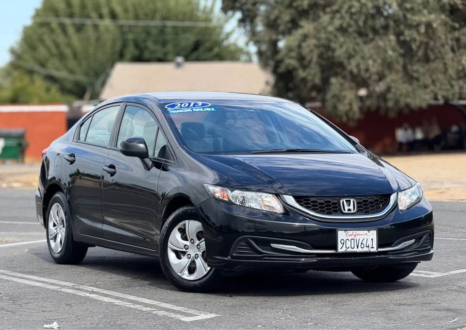2013 Honda Civic 9th Gen - Image 5 of 17