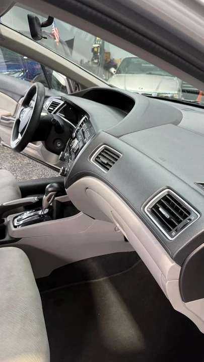 2013 Honda Civic 9th Gen - Image 4 of 7