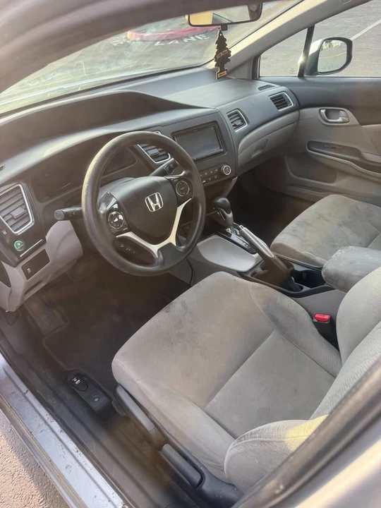 2013 Honda Civic 9th Gen - Image 5 of 8
