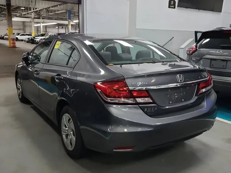 2013 Honda Civic 9th Gen - Image 3 of 9