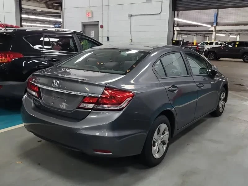 2013 Honda Civic 9th Gen - Image 5 of 9