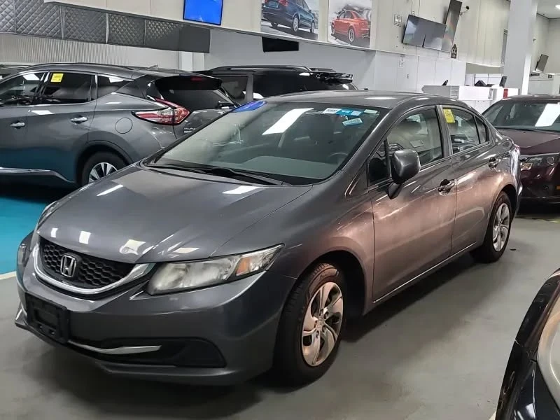 2013 Honda Civic 9th Gen - Image 2 of 9