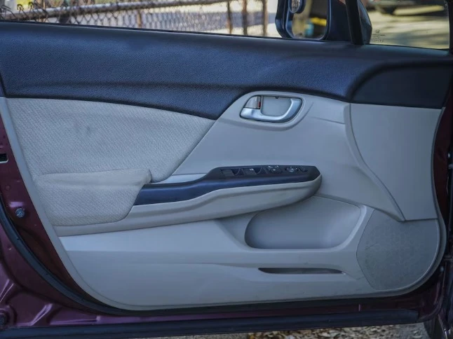 2013 Honda Civic 9th Gen - Image 8 of 12