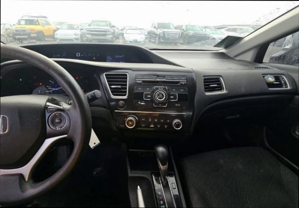 2013 Honda Civic 9th Gen - Image 11 of 18