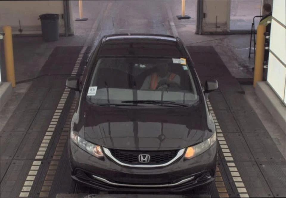 2013 Honda Civic 9th Gen - Image 6 of 18