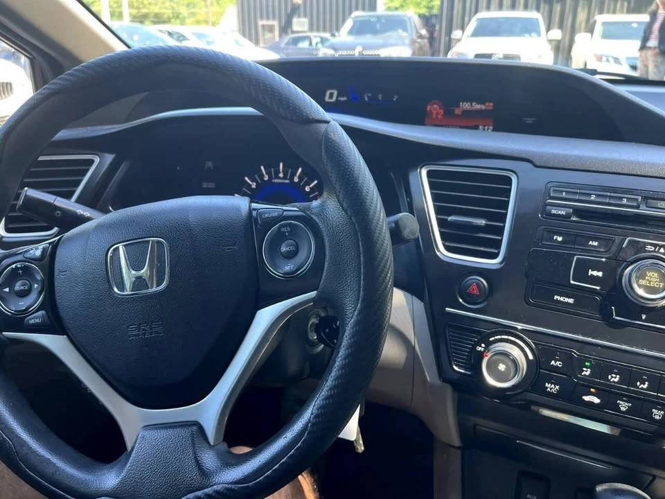 2013 Honda Civic 9th Gen - Image 17 of 18