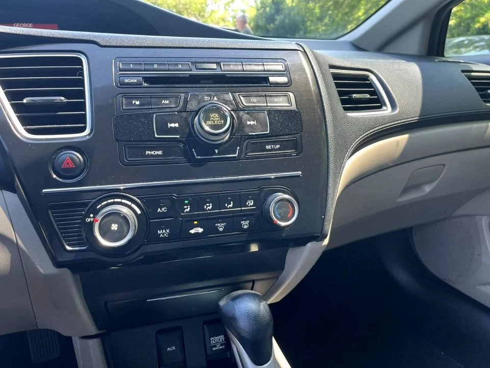 2013 Honda Civic 9th Gen - Image 14 of 18