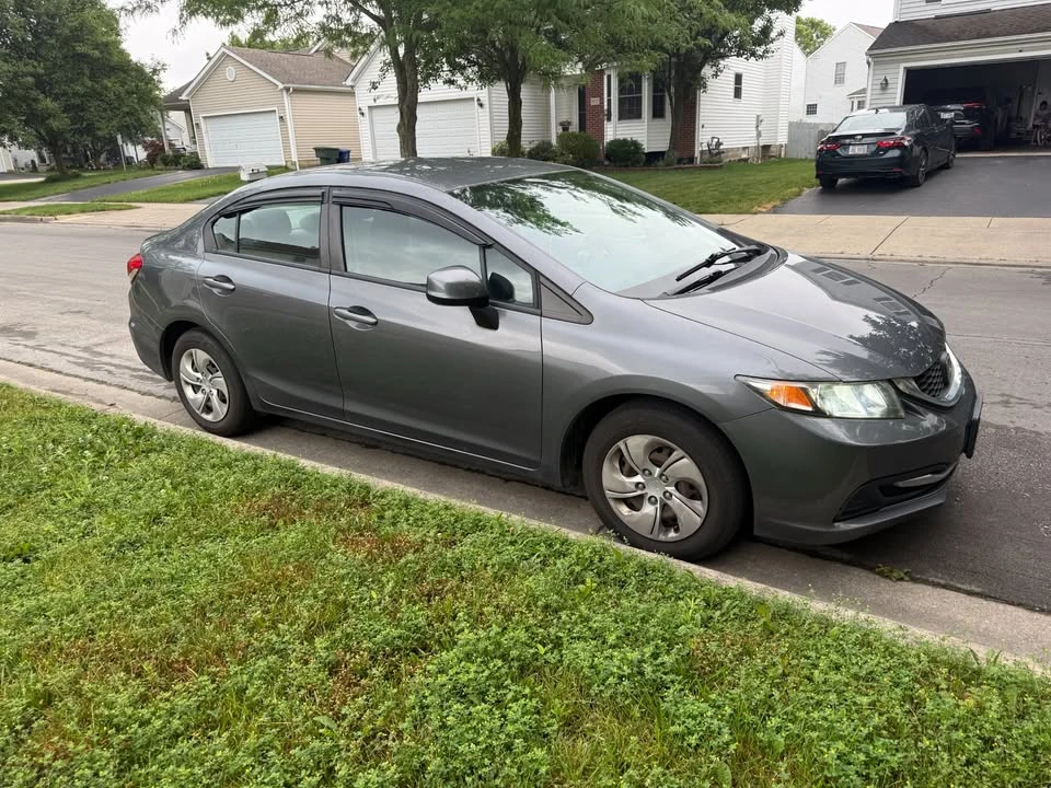 2013 Honda Civic 9th Gen - Image 3 of 10