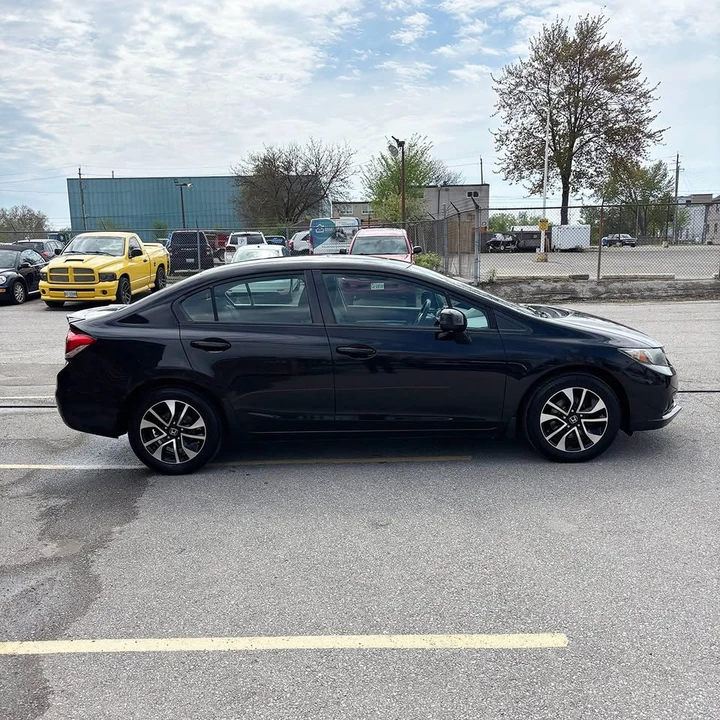 2013 Honda Civic 9th Gen - Image 7 of 19