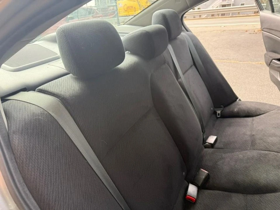 2013 Honda Civic 9th Gen - Image 10 of 20