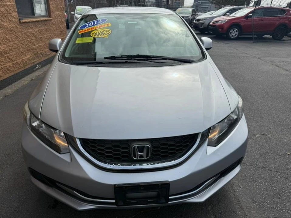 2013 Honda Civic 9th Gen - Image 4 of 19