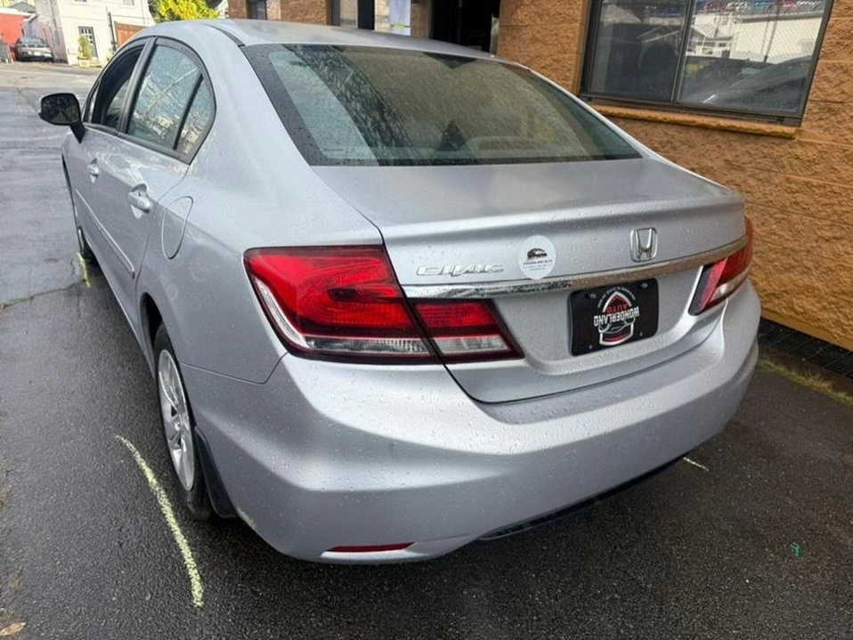 2013 Honda Civic 9th Gen - Image 11 of 20