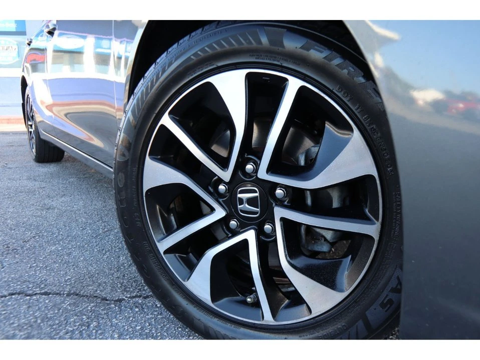 2013 Honda Civic 9th Gen - Image 3 of 20
