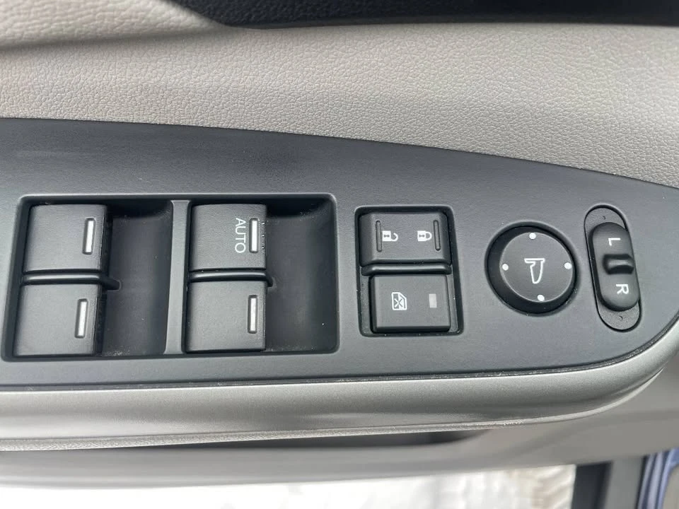 2013 Honda CR-V 4th Gen - Image 11 of 20