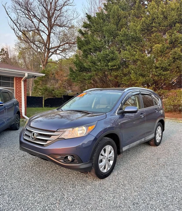 2013 Honda CR-V 4th Gen - Image 2 of 17