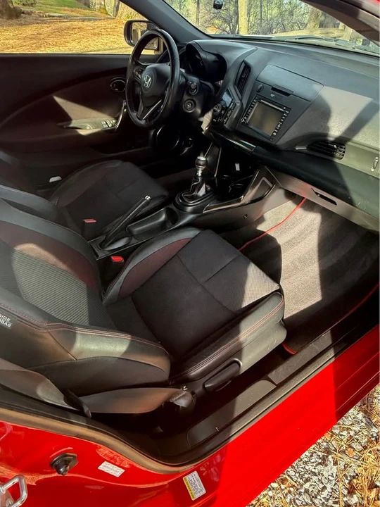 2013 Honda CR-Z - Image 16 of 18