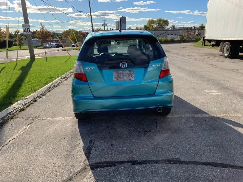 2013 Honda Fit - Image 3 of 8